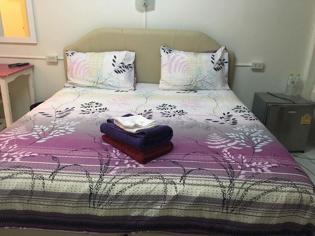 Happy Home Guest House Ban Phe Exterior foto